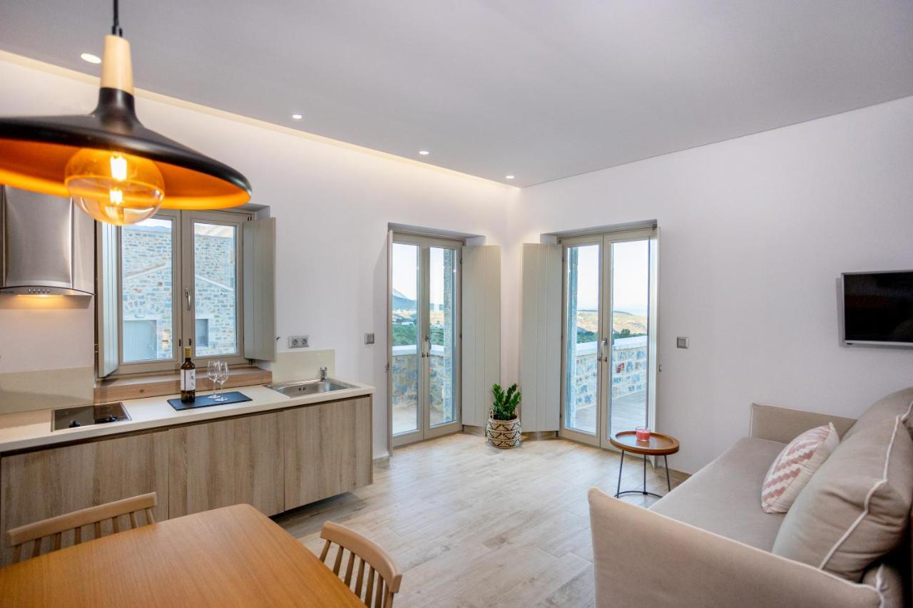Armantanis Luxury Suites Areopoli Exterior photo